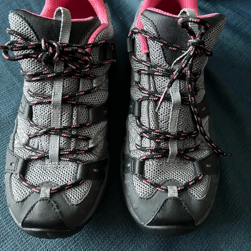 Merrel size 8 Women’s Hiking shoes - Never worn